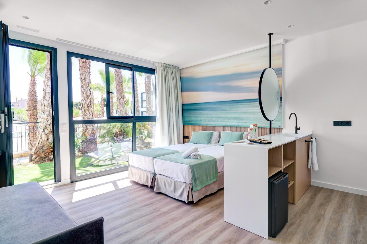 Hotel Alannia Salou Esterno foto