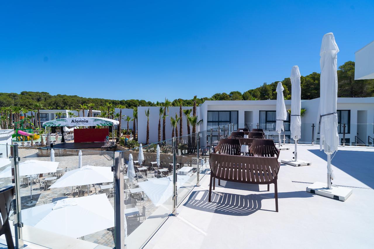 Hotel Alannia Salou Esterno foto