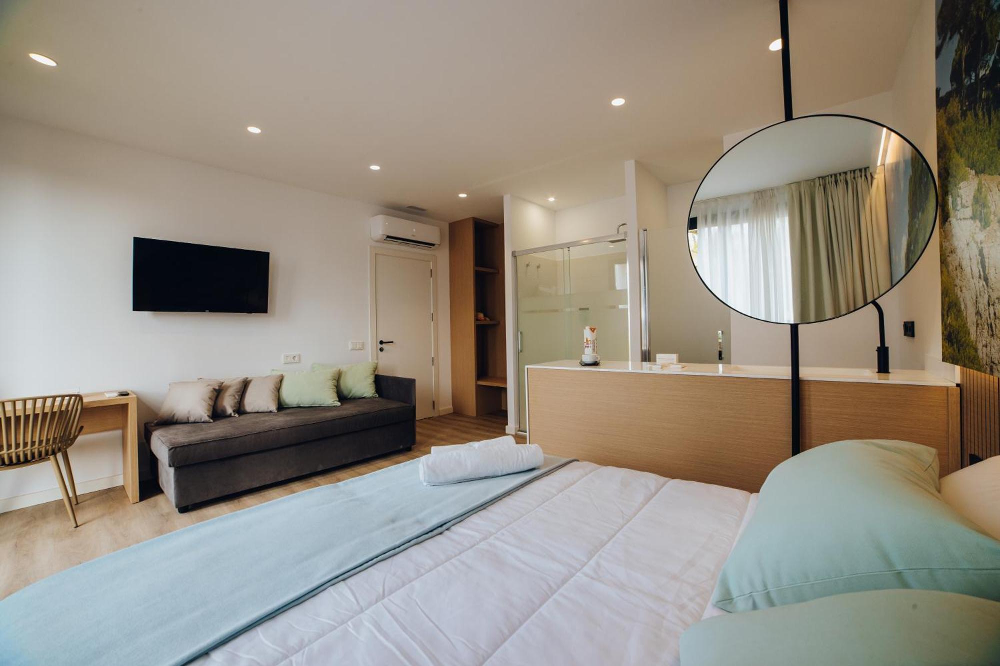 Hotel Alannia Salou Esterno foto